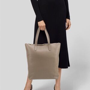 Cuyana‎ Taupe Classic Pebbled Leather Tote